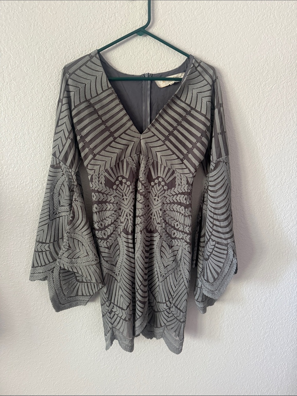 Jen's Pirate Booty Gray V-Neck Textured Tunic